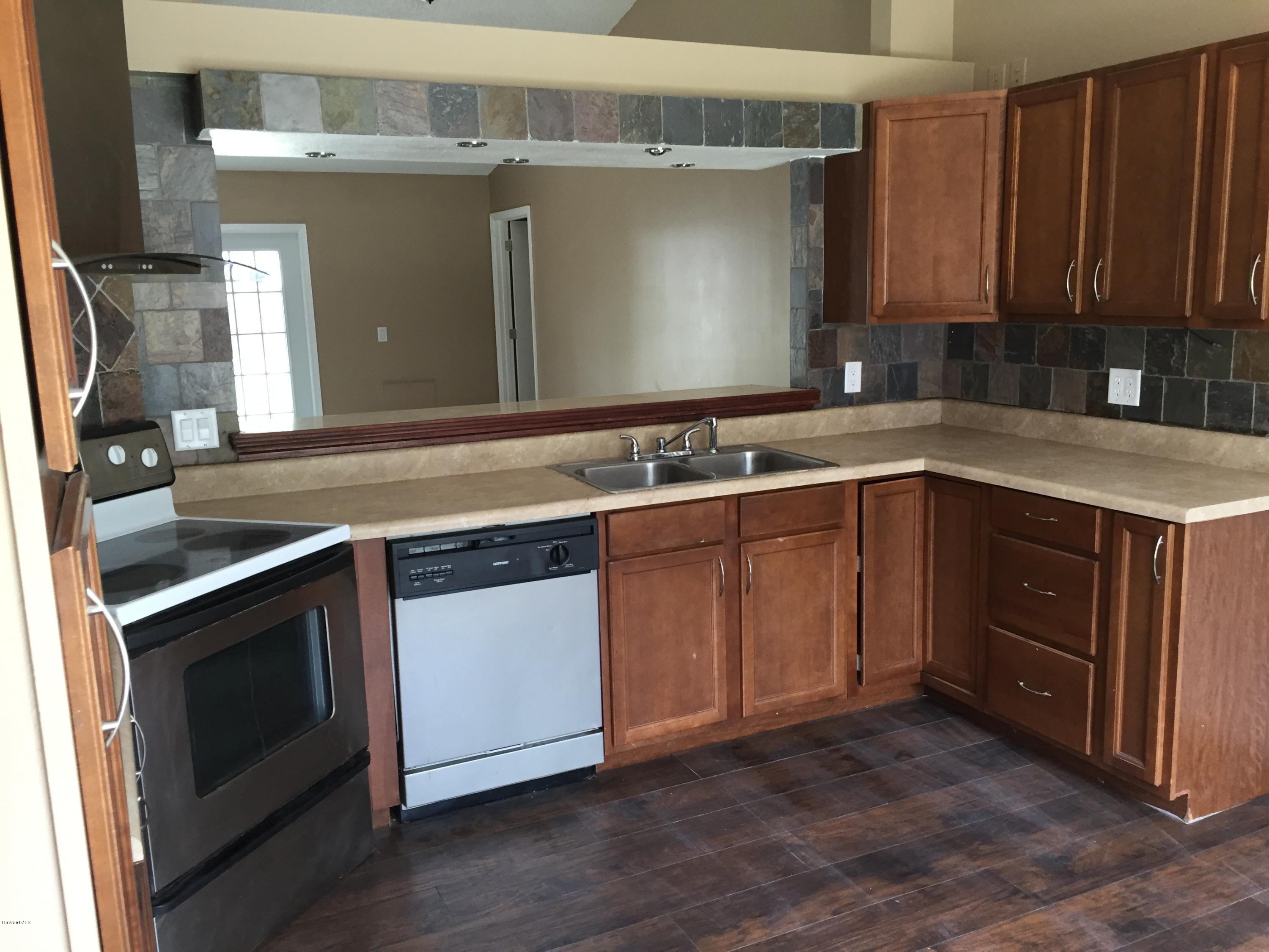 5254 Jamaica Road Cocoa, FL 32927 - Photo 2 of 9 IMG_0312