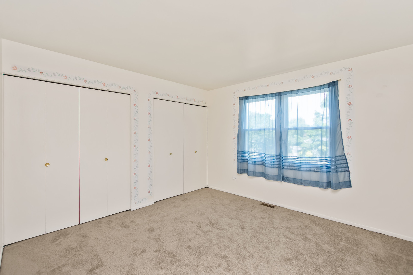 18604 Carpenter Street Homewood, IL 60430 - Photo 18 of 29 Gallery Image 18