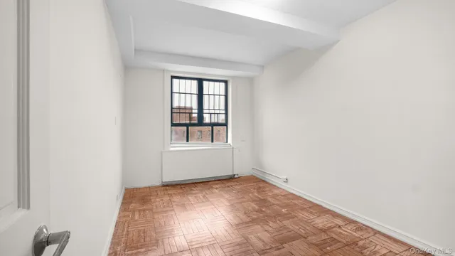 $345,000 | 2220 East Tremont Avenue, Unit 7F | Parkchester