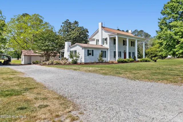 $549,000 | 368 Hopewell Road, Edenton, NC 27932