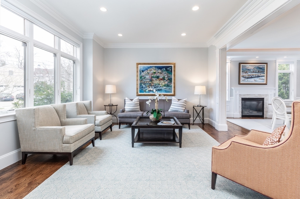 119 Harwich Road Newton, MA 02467 - Photo 5 of 41