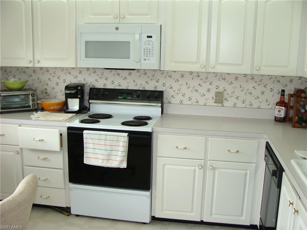135 Quails Nest Road, Unit 4 Naples, FL 34112 - Photo 4 of 36