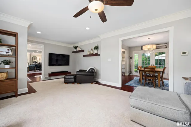 $895,000 | 4407 North Grandview Drive, Peoria Heights, IL 61616