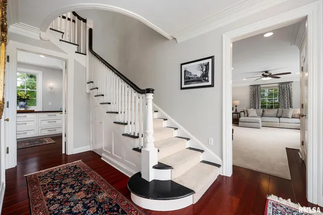 $895,000 | 4407 North Grandview Drive, Peoria Heights, IL 61616