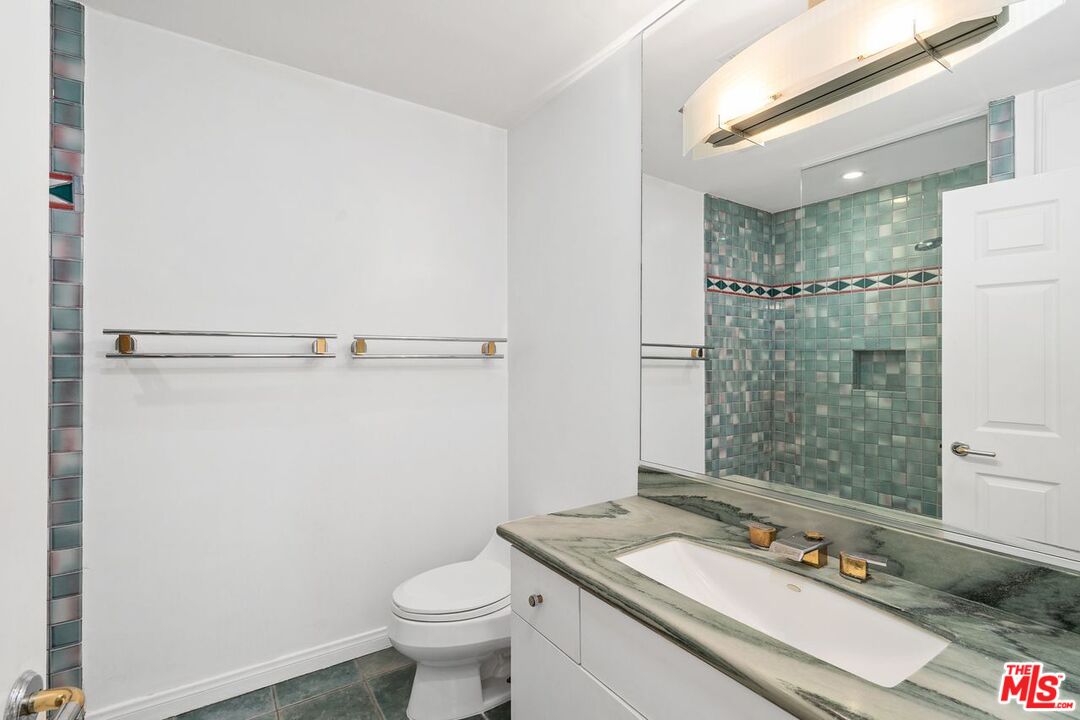 3023 Berkeley Avenue, Unit 8 Los Angeles, CA 90026 - Photo 28 of 38