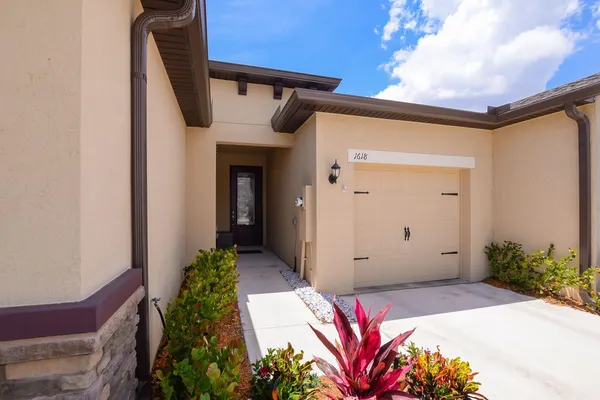 $2,300 | 1618 Merriment Way, Fort Pierce, FL 34947