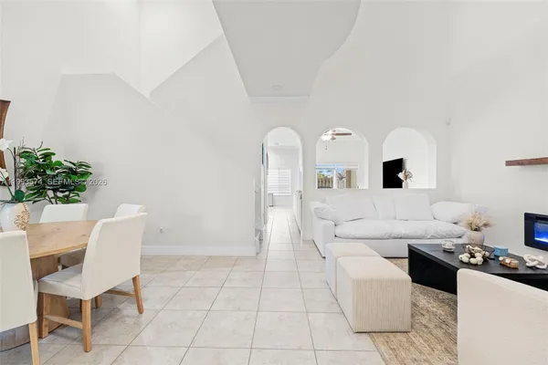 $374,999 | 2338 Southeast 16th Terrace, Homestead, FL 33035