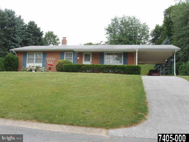 690 Hammond Road York, PA 17406 - Photo 1 of 1 Gallery Image 1