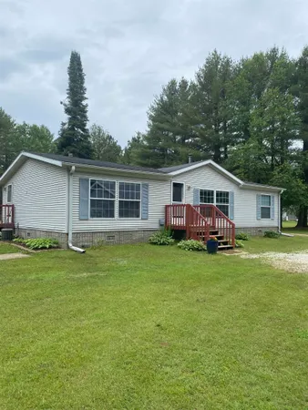 $259,800 | 12710 County Road, Gillett, WI 54124