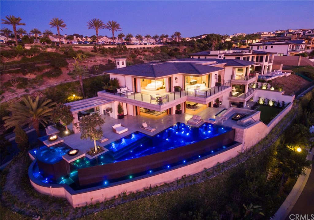 9 Oceanfront Lane Dana Point, CA 92629 - Photo 11 of 61