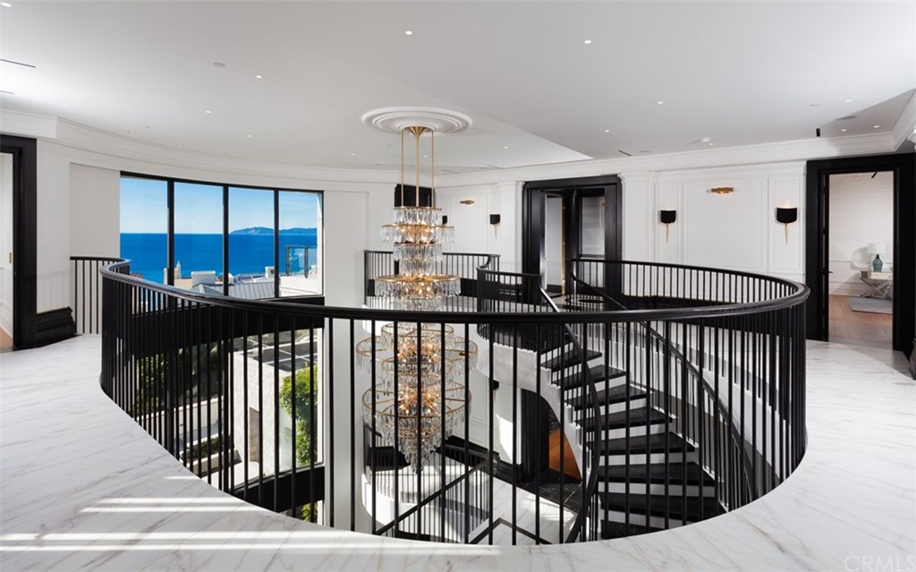 9 Oceanfront Lane Dana Point, CA 92629 - Photo 17 of 61