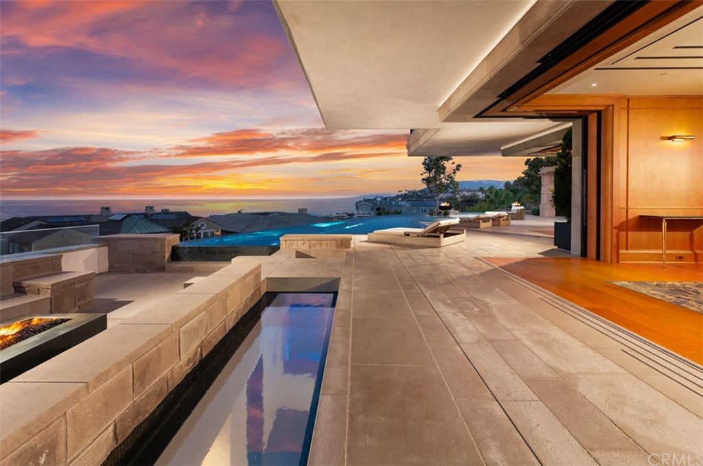 9 Oceanfront Lane Dana Point, CA 92629 - Photo 3 of 61