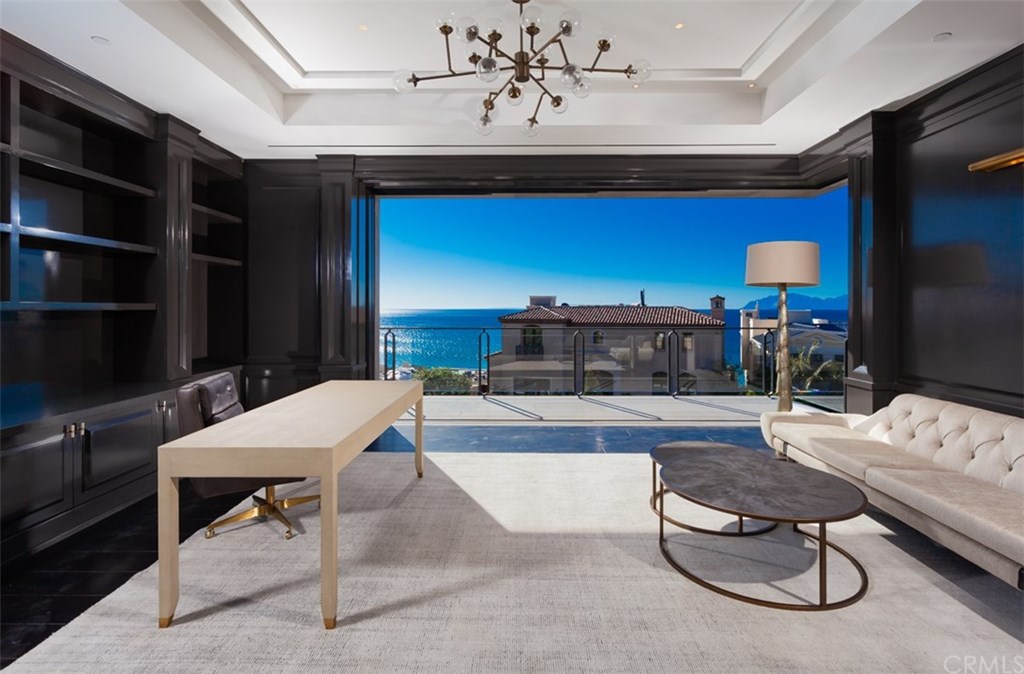 9 Oceanfront Lane Dana Point, CA 92629 - Photo 37 of 61