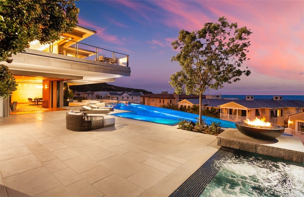 9 Oceanfront Lane Dana Point, CA 92629 - Photo 5 of 61