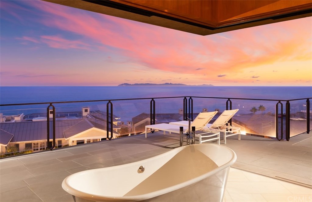 9 Oceanfront Lane Dana Point, CA 92629 - Photo 6 of 61