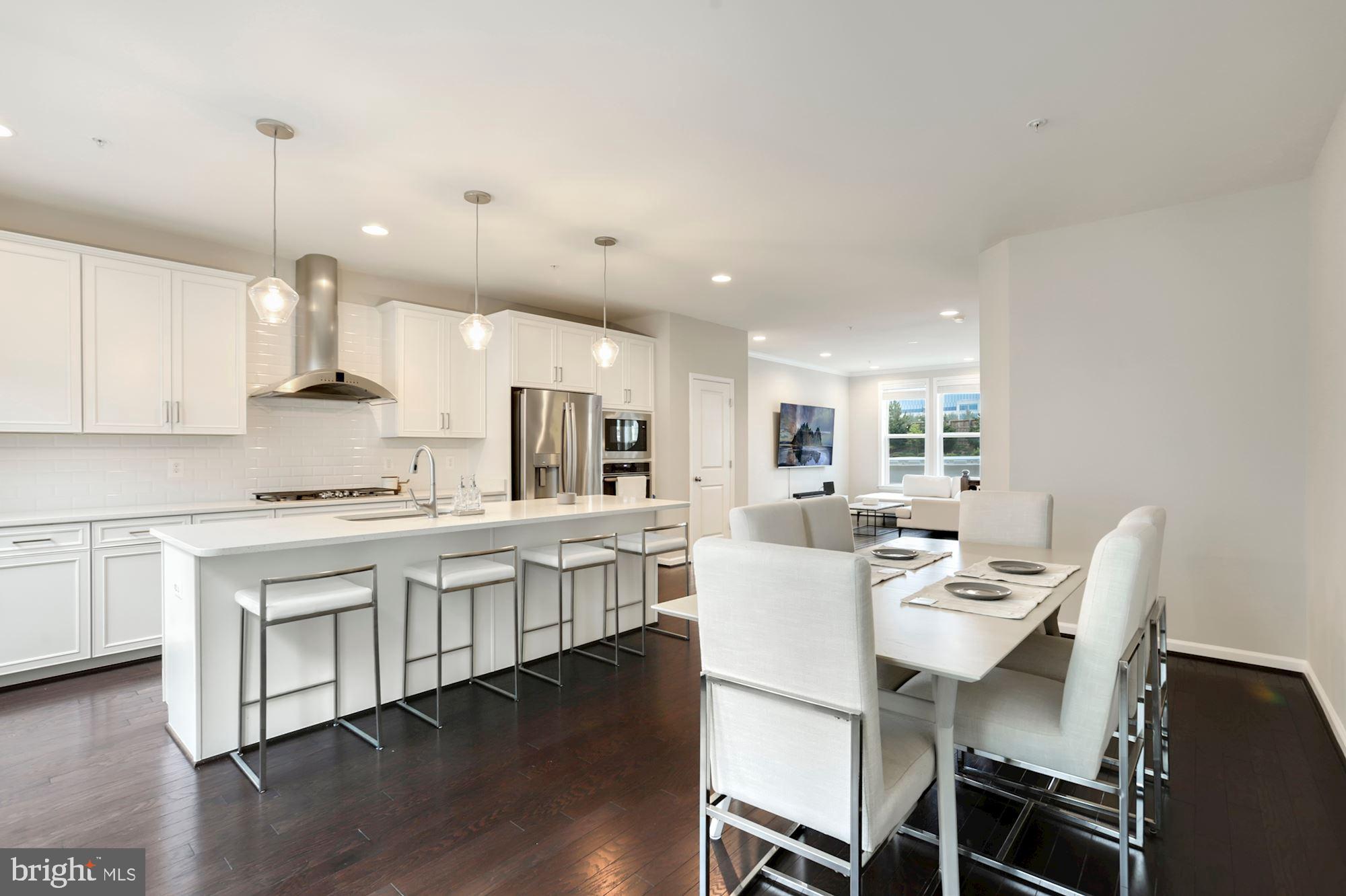 14575 Lakestone Drive Chantilly, VA 20151 - Photo 11 of 50 Dining Room/ Kitchen