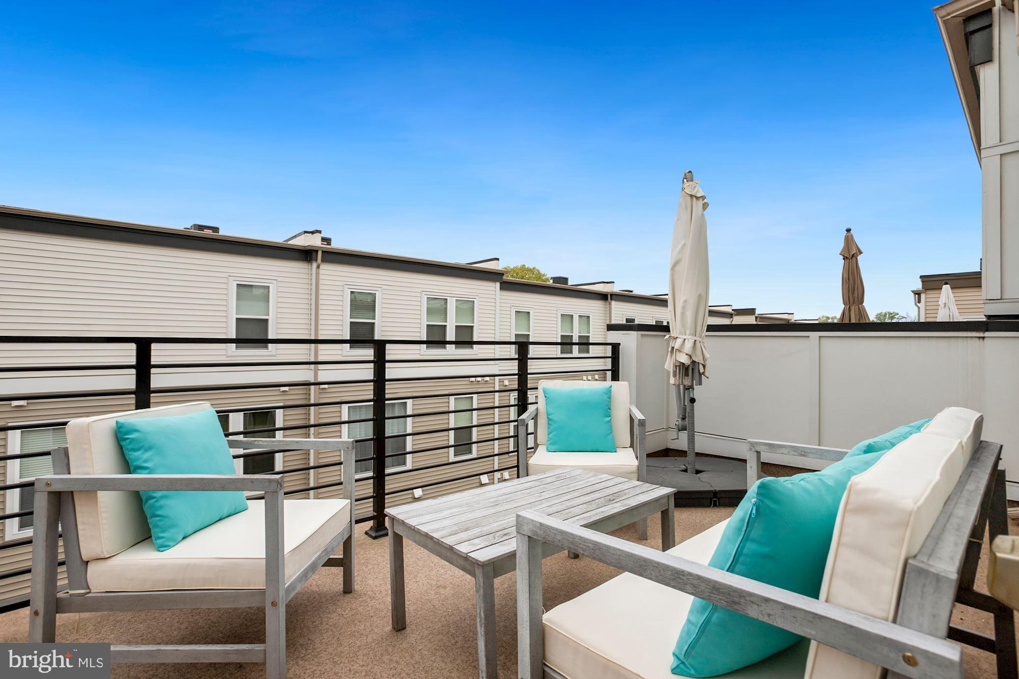 14575 Lakestone Drive Chantilly, VA 20151 - Photo 41 of 50 Roof Terrace