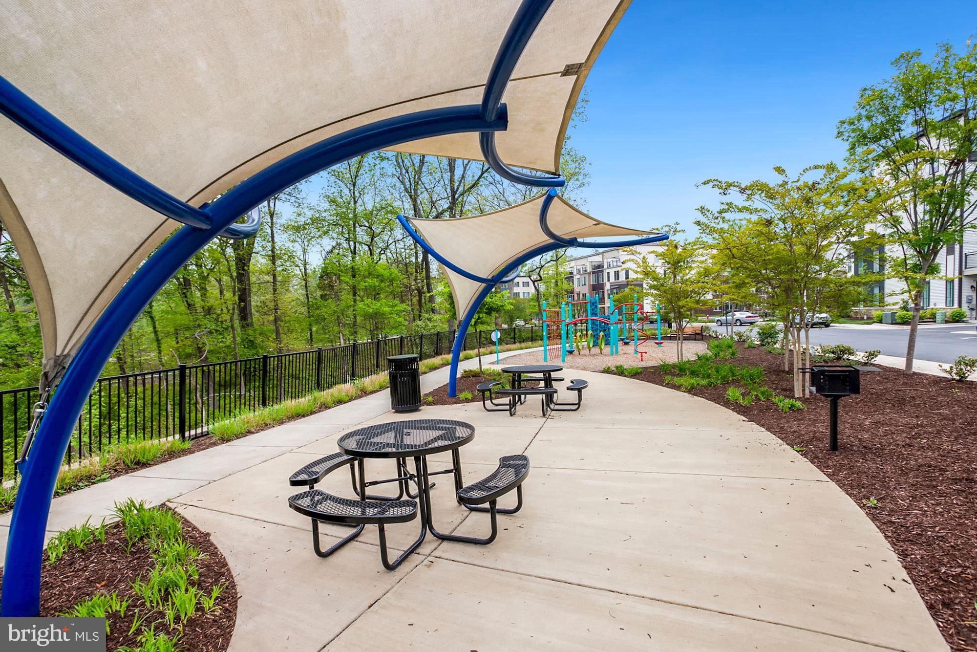 14575 Lakestone Drive Chantilly, VA 20151 - Photo 47 of 50 Playground/Picnic Area