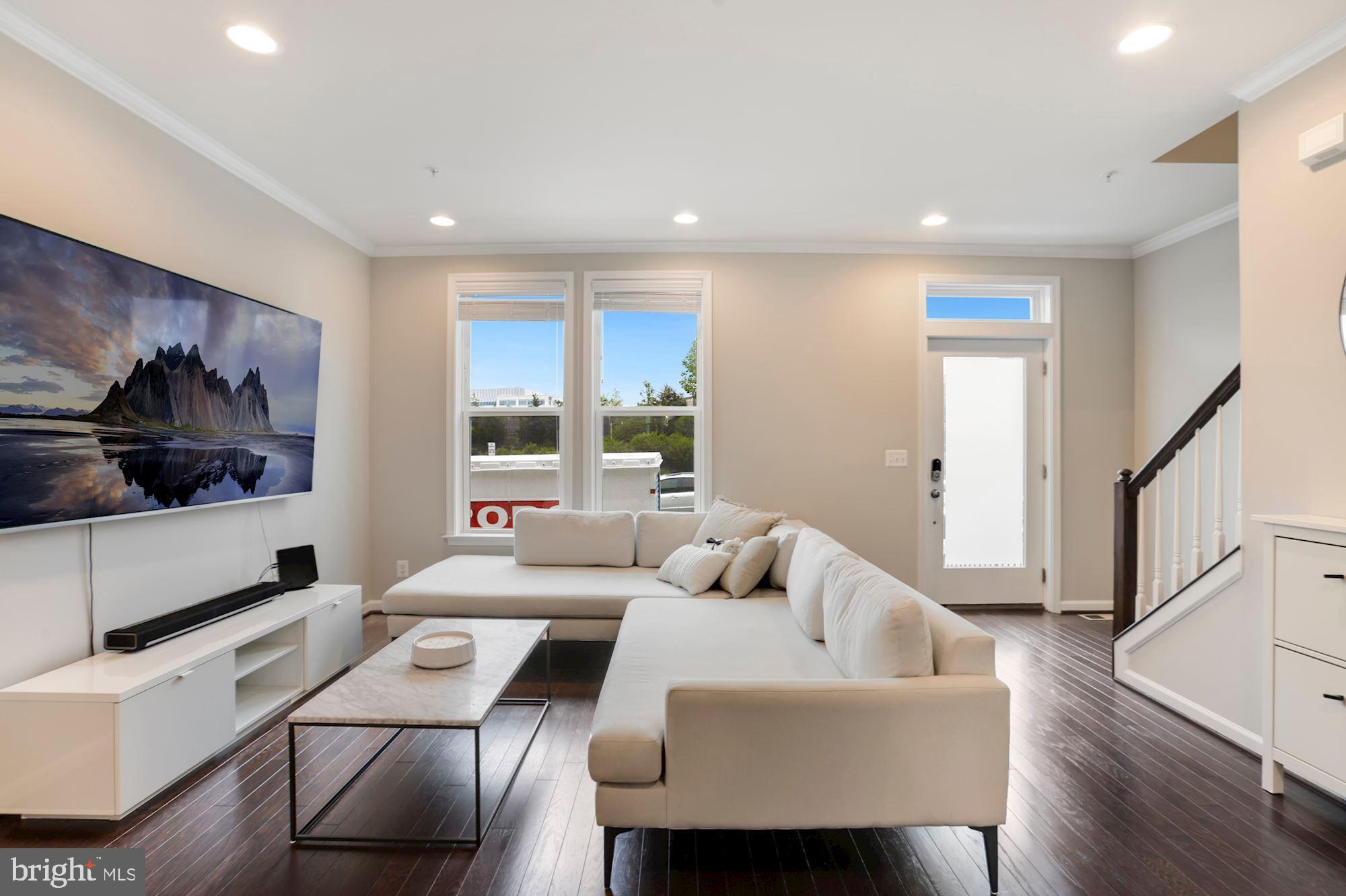 14575 Lakestone Drive Chantilly, VA 20151 - Photo 5 of 50 Living Room / Entry Door