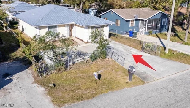 $285,000 | 2172 Simon Court, Fort Myers, FL 33916