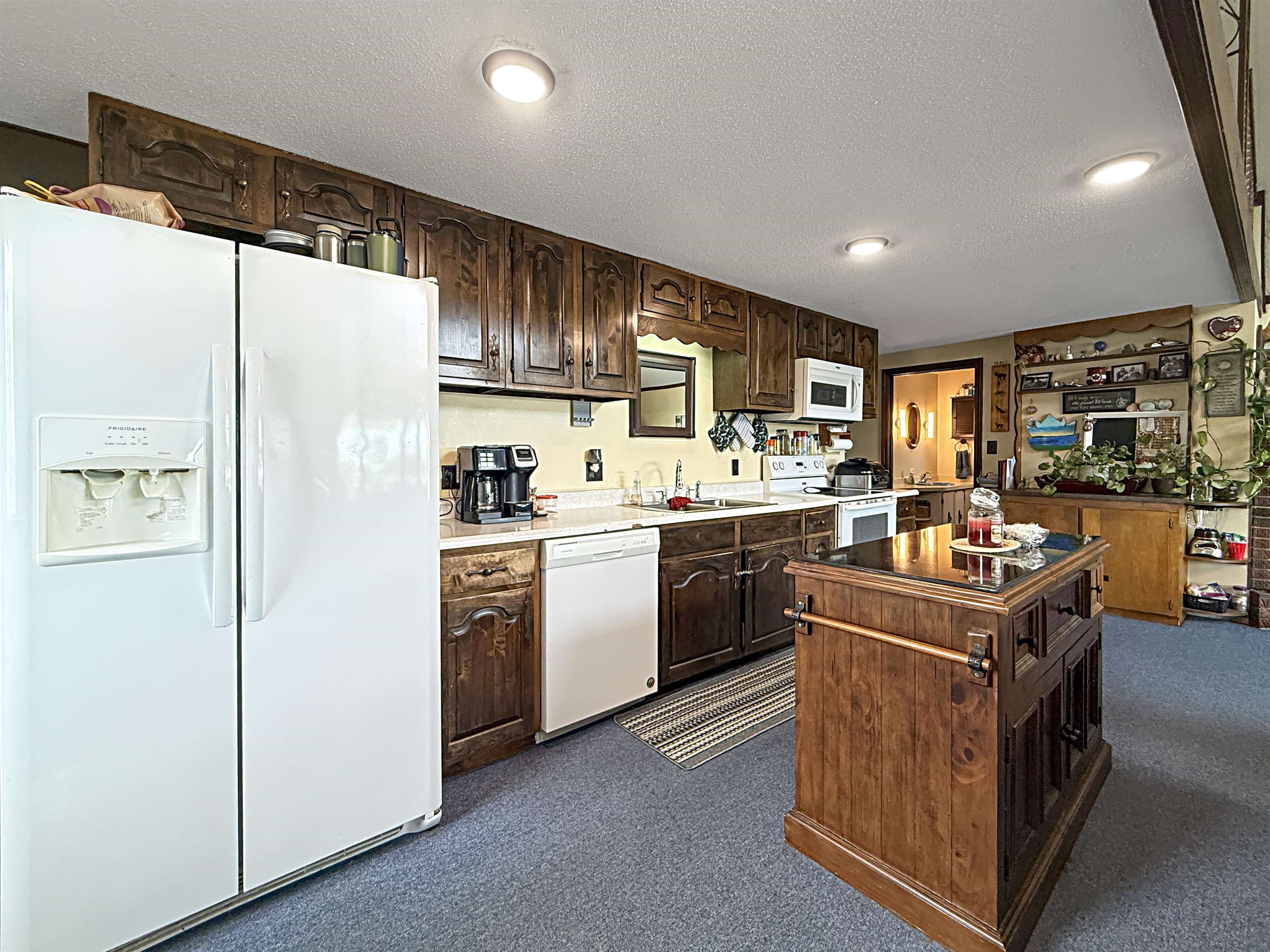 4518 Highway 114 Canaan, VT 05903 - Photo 6 of 38