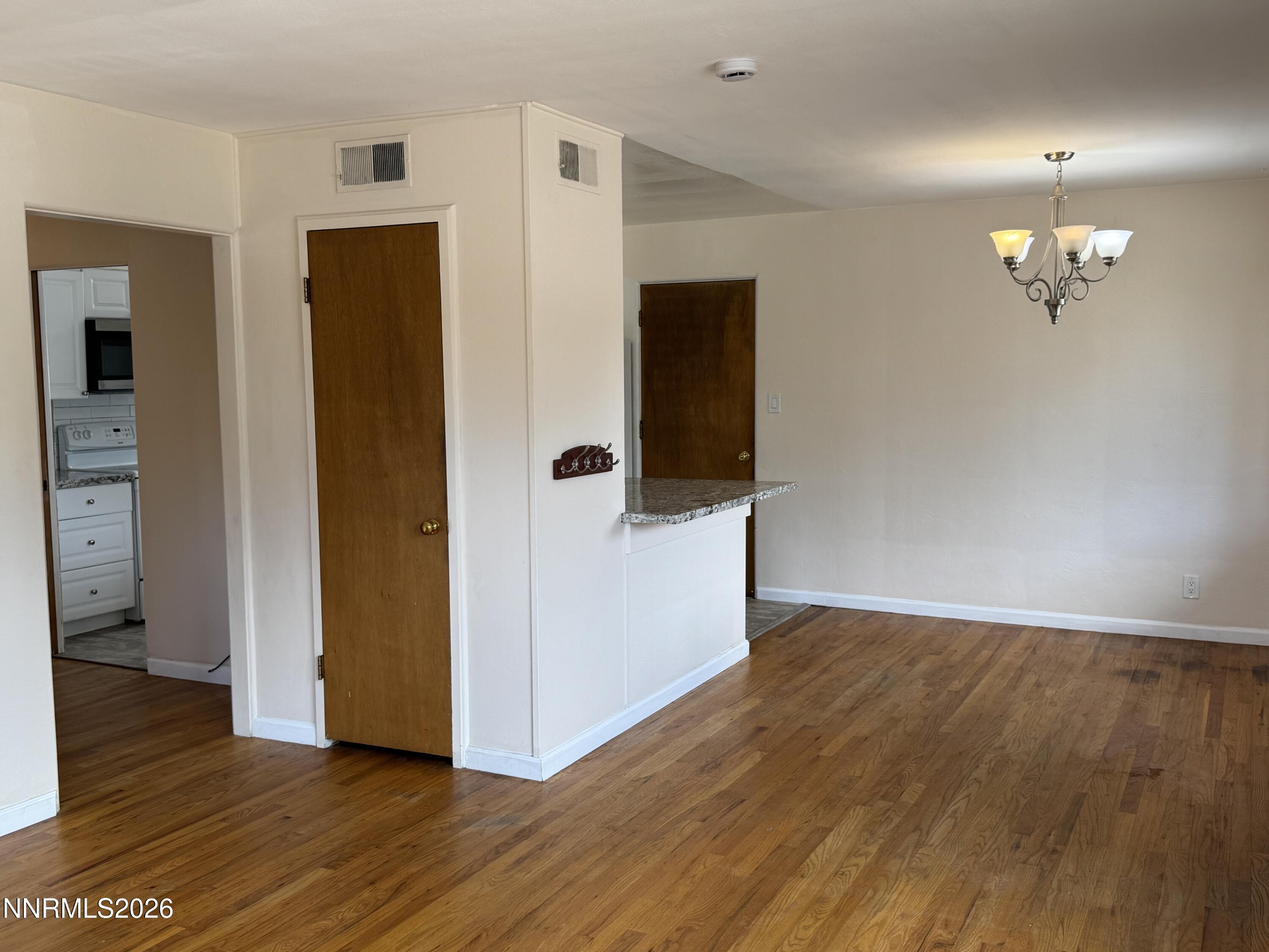 1190 Grand Canyon Boulevard Reno, NV 89502 - Photo 6 of 25 IMG_7114