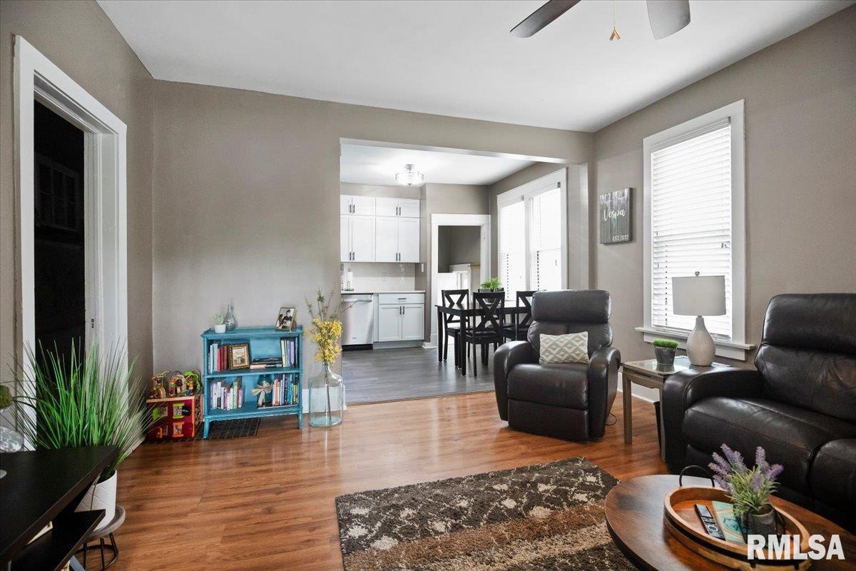 1412 South Walnut Street Springfield, IL 62704 - Photo 10 of 21 Gallery Image 10