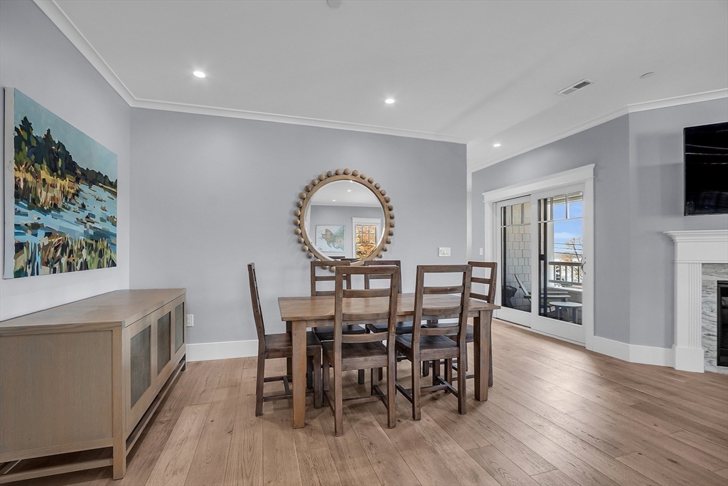 35 Fuller Street, Unit 301 Gloucester, MA 01930 - Photo 11 of 36