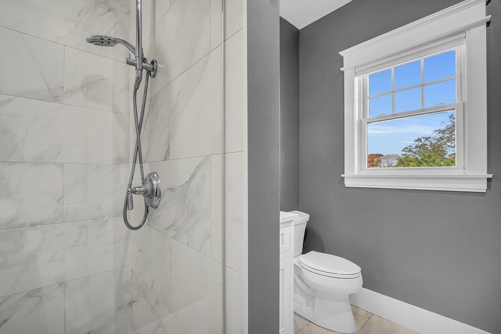 35 Fuller Street, Unit 301 Gloucester, MA 01930 - Photo 21 of 36