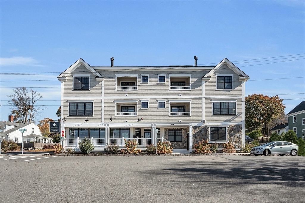 35 Fuller Street, Unit 301 Gloucester, MA 01930 - Photo 26 of 36