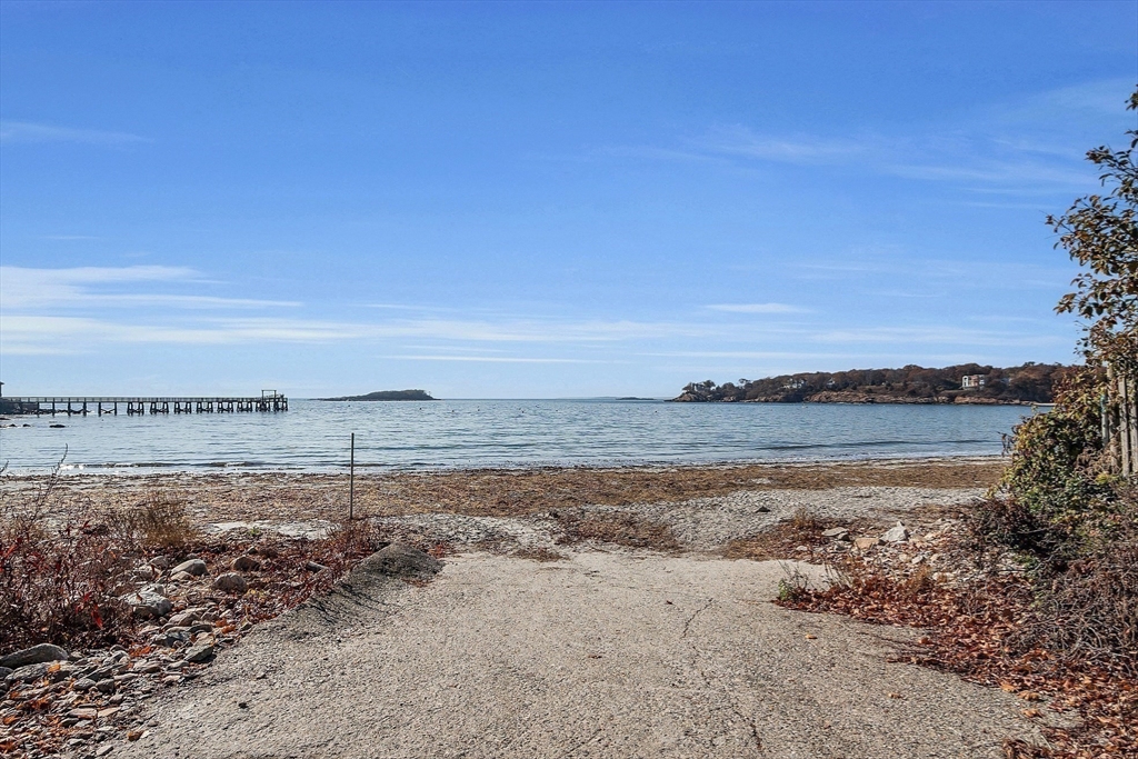 35 Fuller Street, Unit 301 Gloucester, MA 01930 - Photo 31 of 36