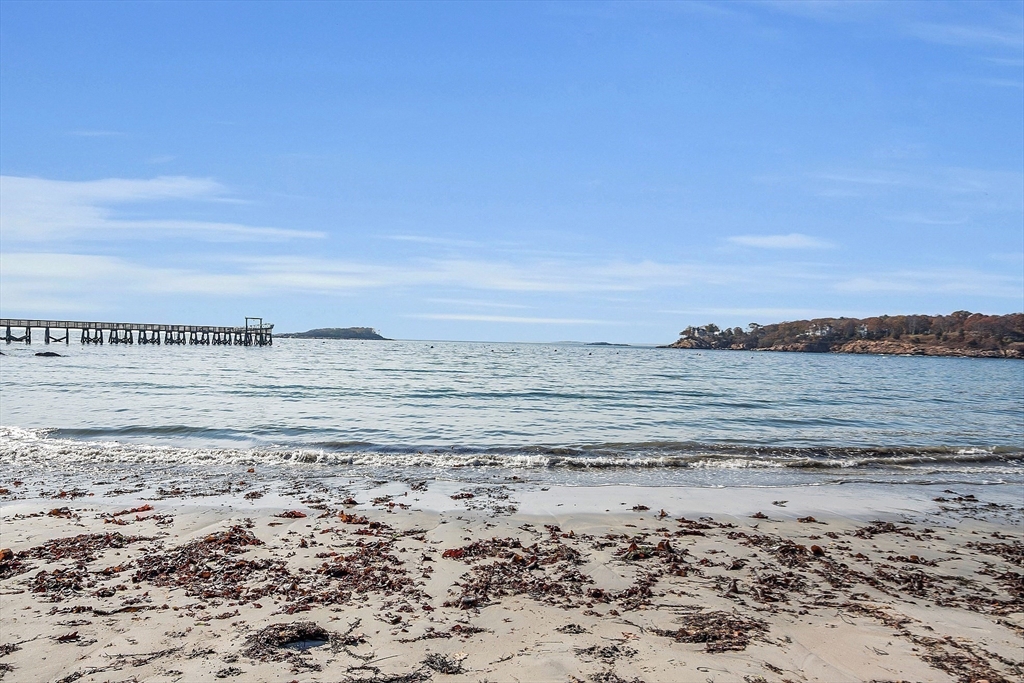 35 Fuller Street, Unit 301 Gloucester, MA 01930 - Photo 32 of 36