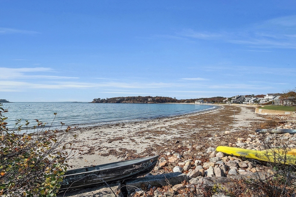 35 Fuller Street, Unit 301 Gloucester, MA 01930 - Photo 33 of 36