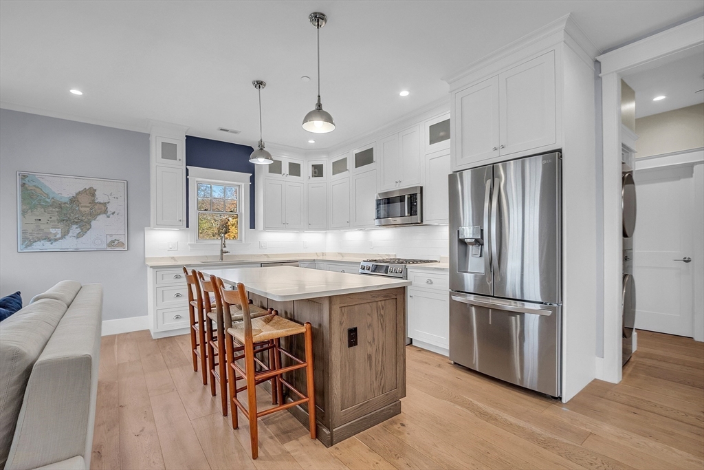 35 Fuller Street, Unit 301 Gloucester, MA 01930 - Photo 4 of 36