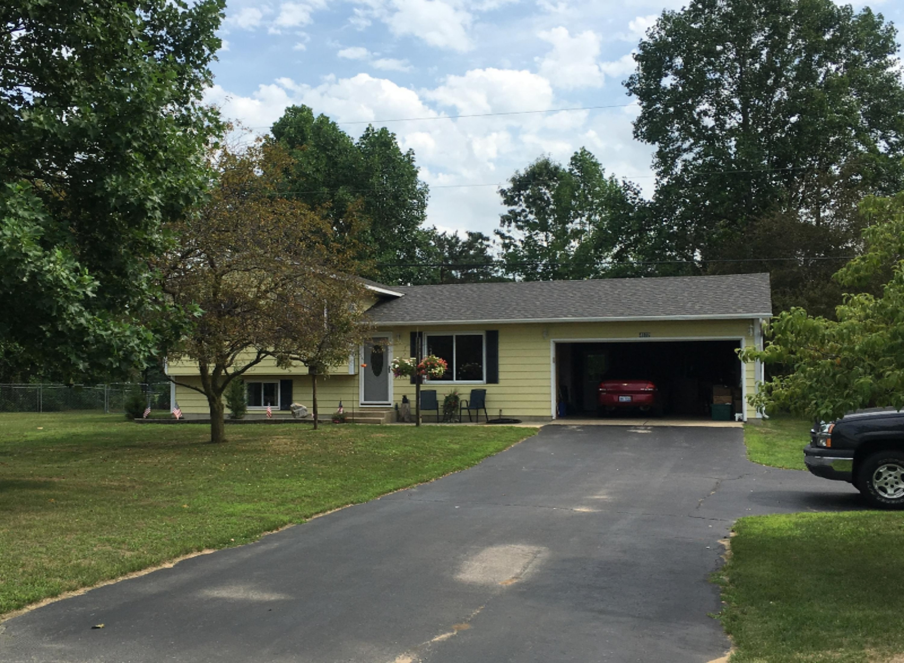 4832 Weechik Road Sawyer, MI 49125 - Photo 2 of 30 2017-07-26 16.40.45