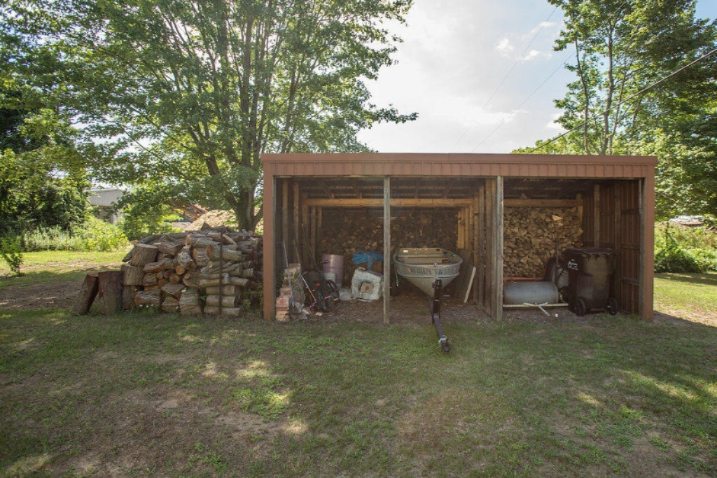 4832 Weechik Road Sawyer, MI 49125 - Photo 26 of 30 IMG_9711
