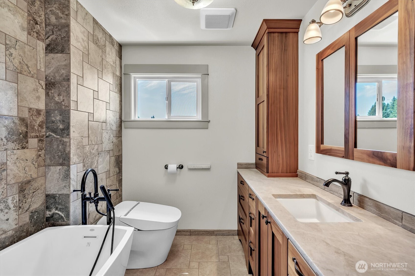 231 Robertson Road Longview, WA 98632 - Photo 24 of 37 a bathroom with a granite countertop sink toilet and shower