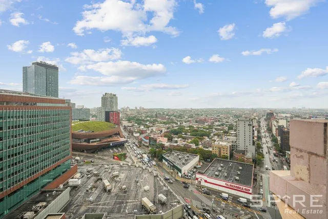 $1,015,000 | 1 Hanson Place, Unit 9D | Fort Greene