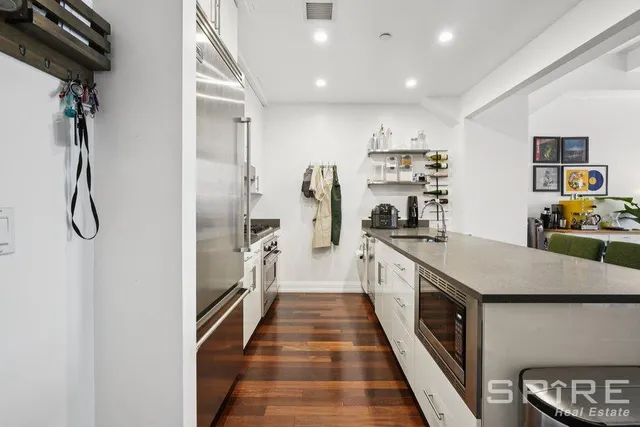 $1,015,000 | 1 Hanson Place, Unit 9D | Fort Greene