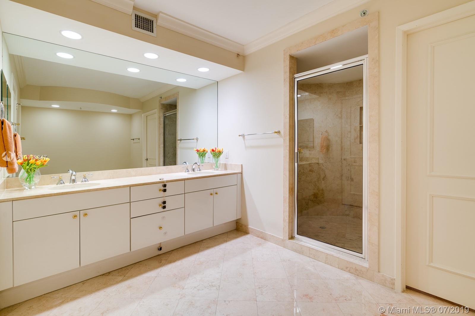 765 Crandon Boulevard, Unit 408 Key Biscayne, FL 33149 - Photo 16 of 27