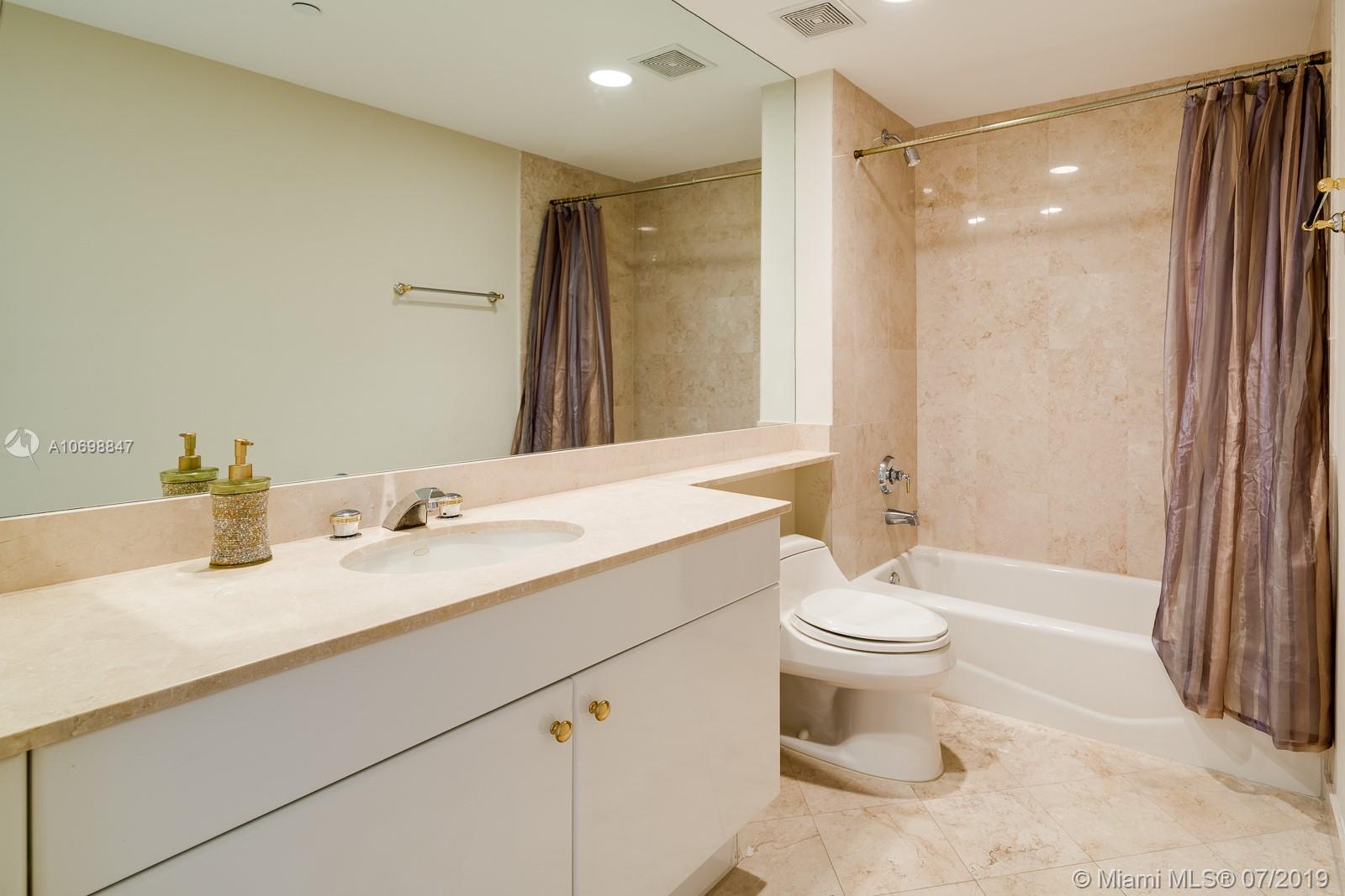 765 Crandon Boulevard, Unit 408 Key Biscayne, FL 33149 - Photo 20 of 27