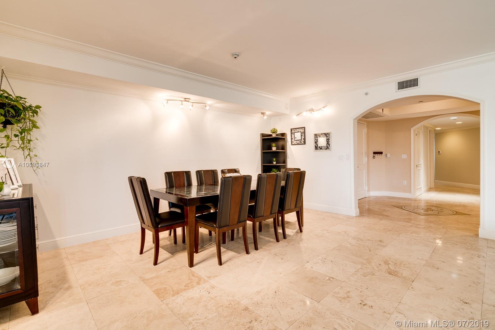 765 Crandon Boulevard, Unit 408 Key Biscayne, FL 33149 - Photo 8 of 27