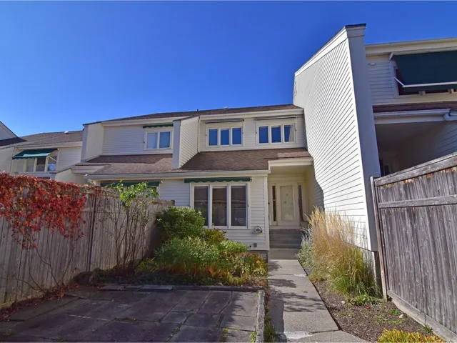 $559,000 | 545 South Prospect Street, Unit 21, Burlington, VT 05401