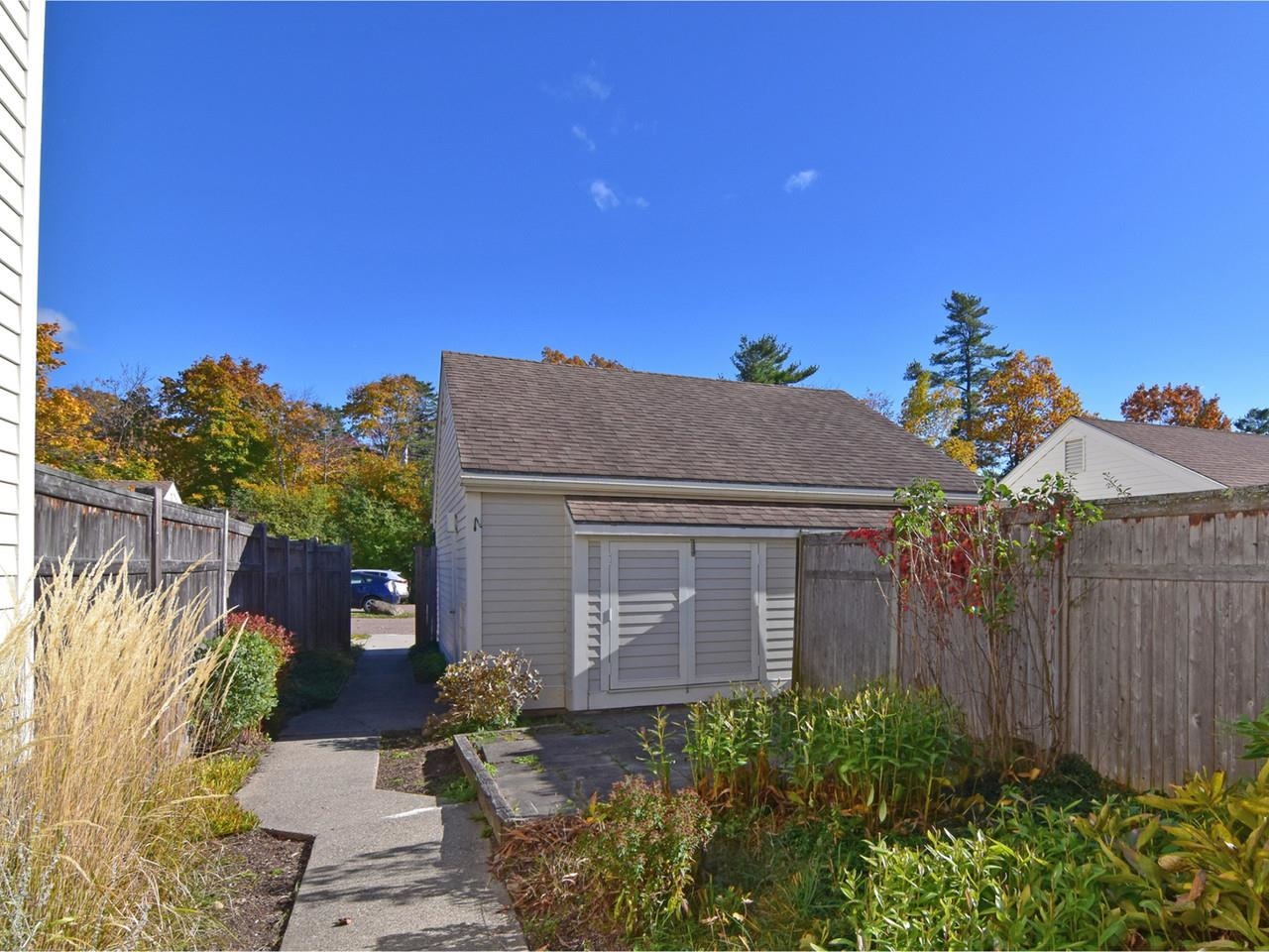 545 South Prospect Street, Unit 21 Burlington, VT 05401 - Photo 4 of 38