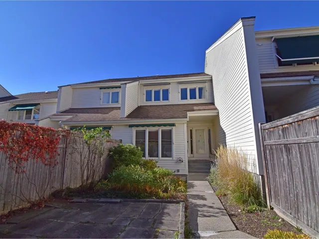 $559,000 | 545 South Prospect Street, Unit 21, Burlington, VT 05401