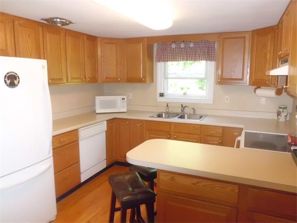100 Three Rivers Road Wilbraham, MA 01095 - Photo 6 of 25