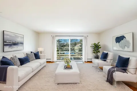 $2,500,000 | 5 Rivers View Road, East Falmouth, MA 02536