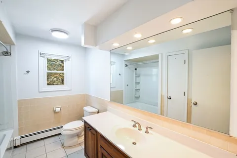 $2,500,000 | 5 Rivers View Road, East Falmouth, MA 02536