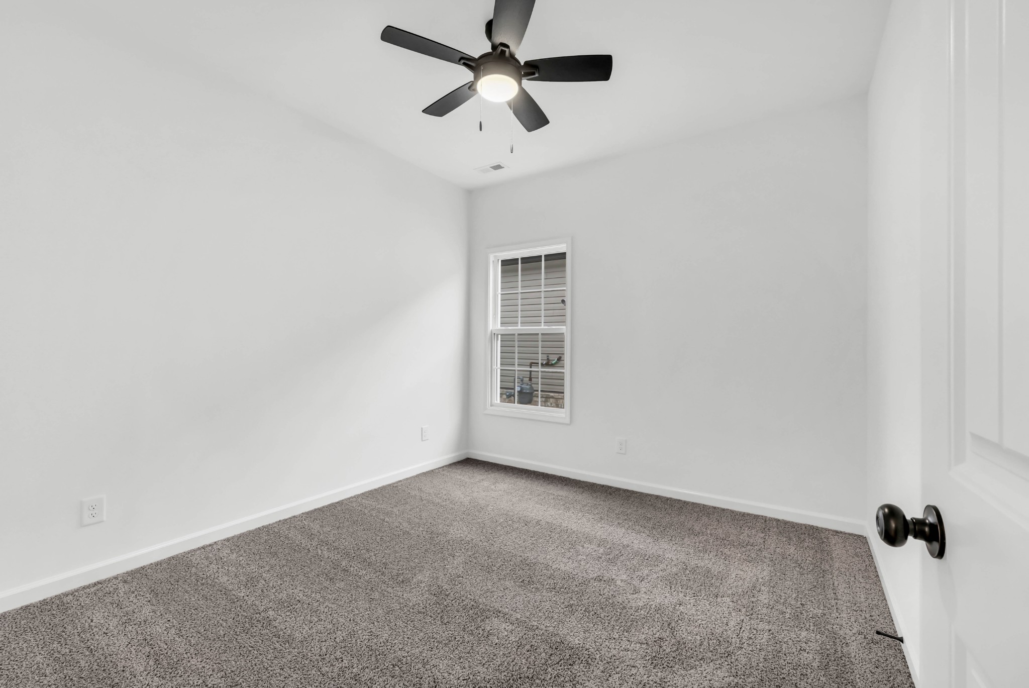 637 Woodrush Drive Clarksville, TN 37040 - Photo 34 of 42