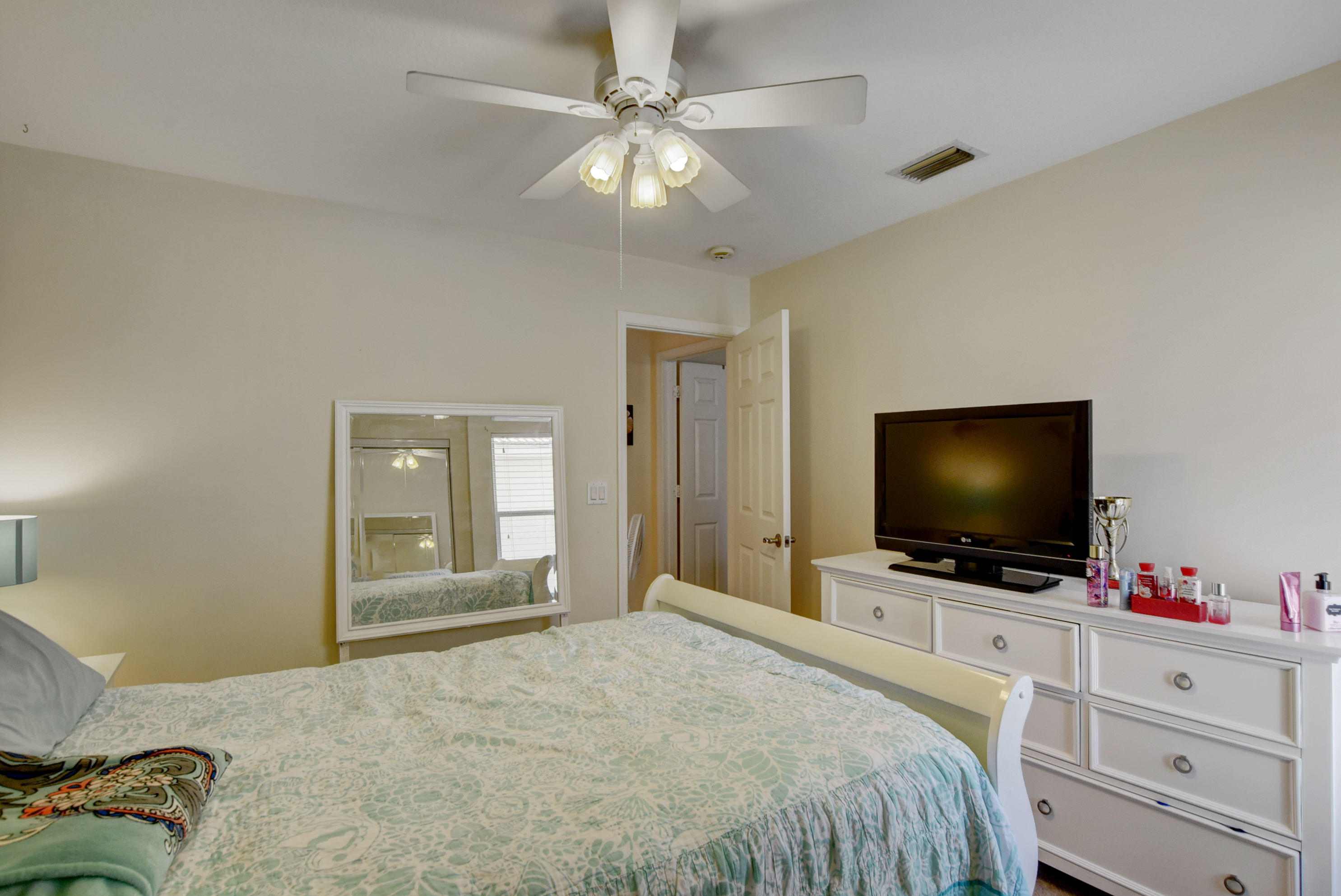 5111 Elpine Way Riviera Beach, FL 33418 - Photo 22 of 30 21
